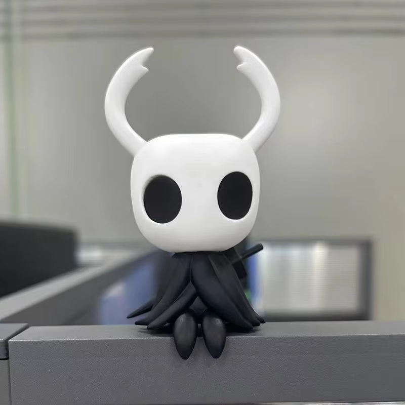 ホロウナイトの騎士フィギュア、高さ9cm、座った姿のPVC製 - Gaming Accessories For Room のレビューと価格